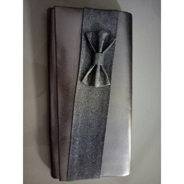 Preloved tas pesta silver