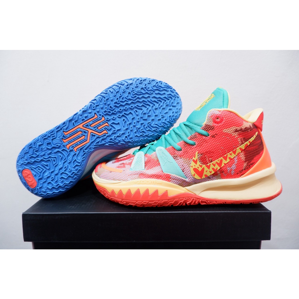 SEPATU BASKET NK KYRIE7 HIGH MOTHER NATURE FIRE & ICE