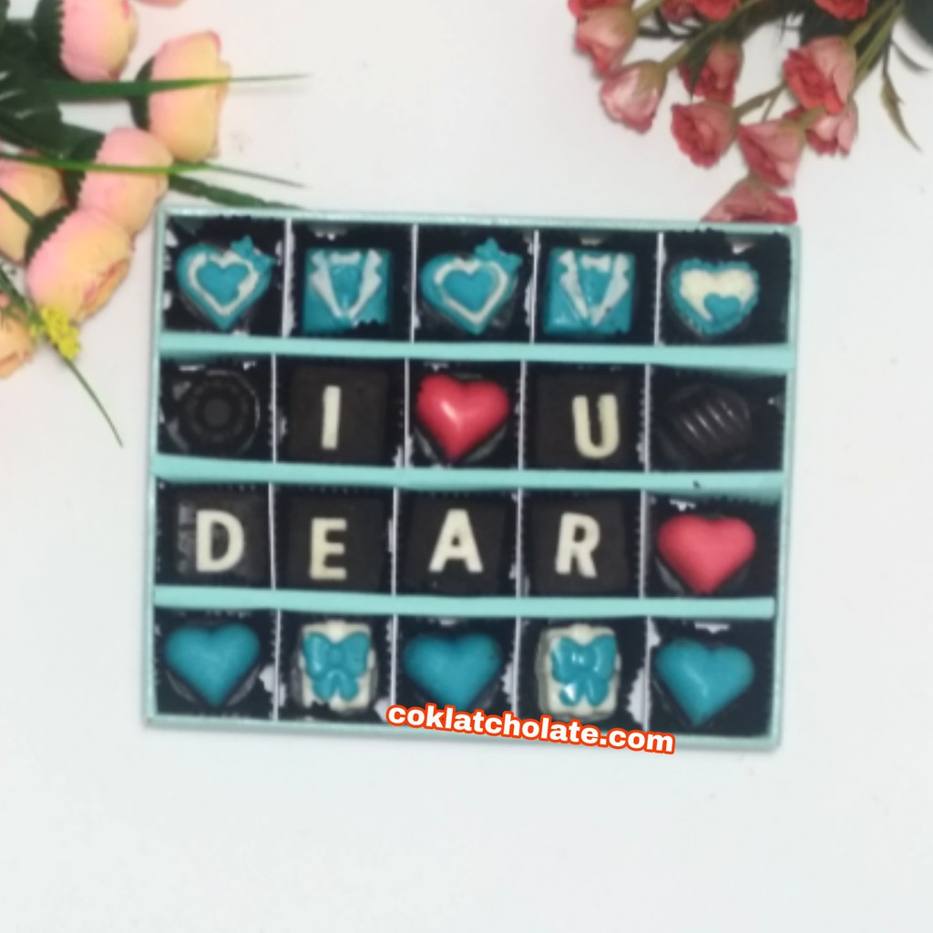 

Coklat Valentine Huruf isi 20 pcs Hadiah Hari Kasih Sayang dari Jogja