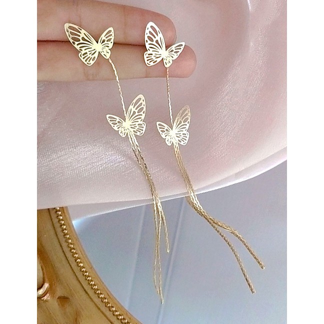 LRC Anting Tusuk Fashion Golden Butterfly Tassel Alloy Hollow Earrings K49012