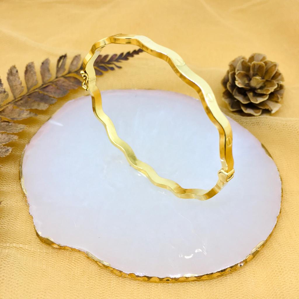 Gelang Emas Bangle Cartier Wave 375/8k