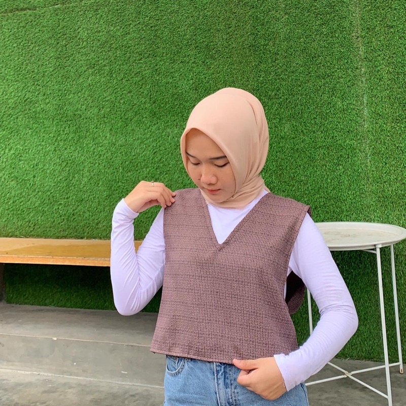 femme vest