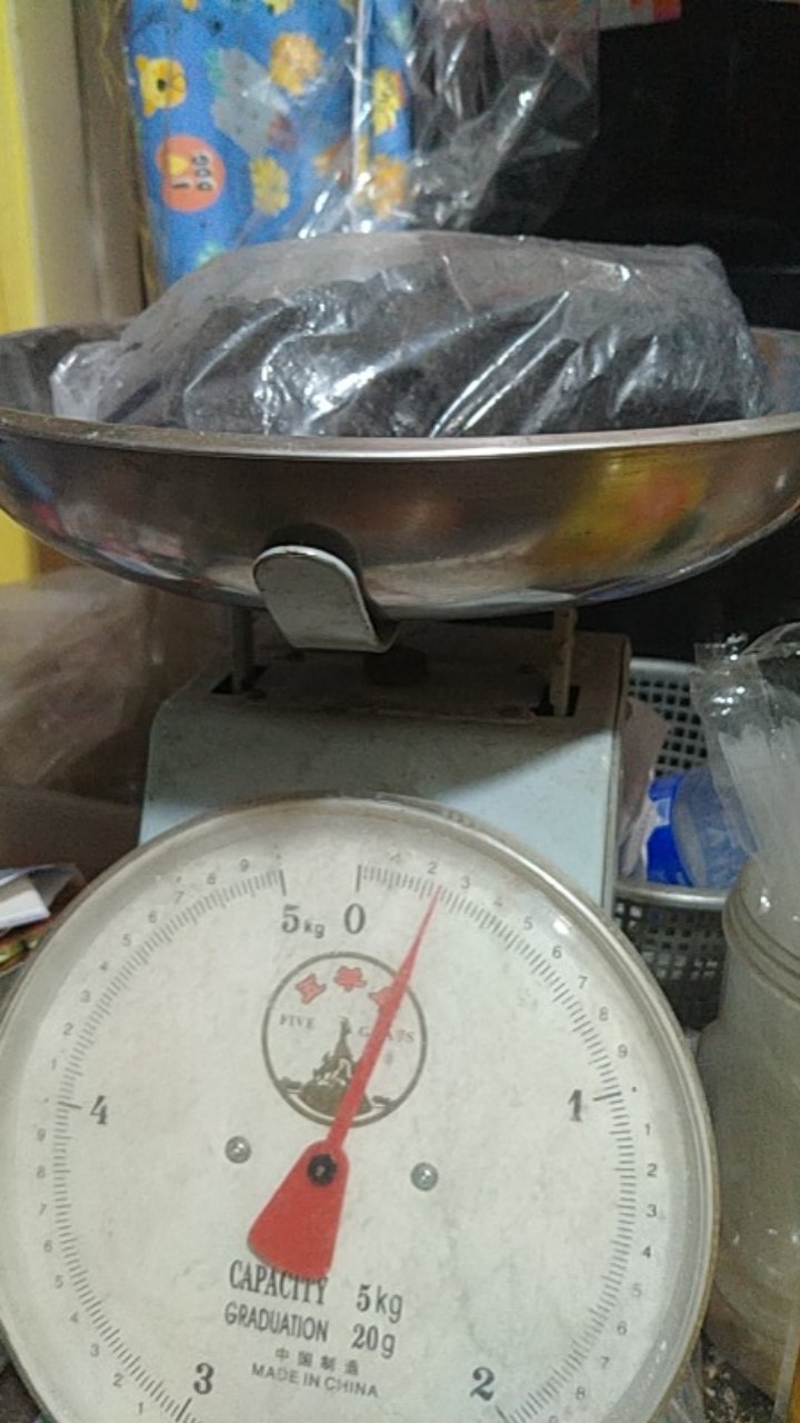 Arang Batok Kelapa / Areng Tempurung Mati Hampa - Briket