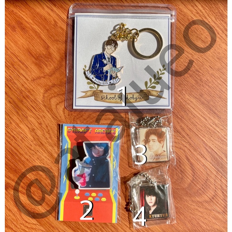 keyring keychain pin kyuhyun