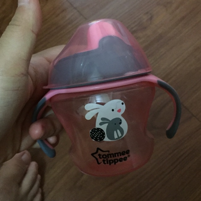 Sippy cup tommee tippee