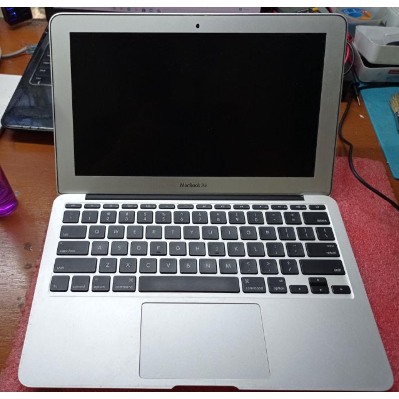 JUAL MACBOOK ( ACER, SAMSUNG, DELL, DLL) MULUS ATAUPUN RUSAK (KAMI BELI)