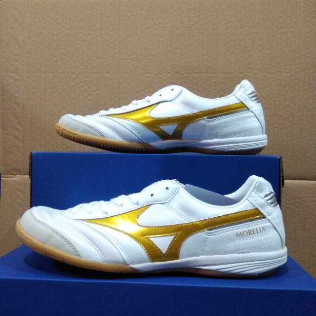 mizuno morelia in futsal