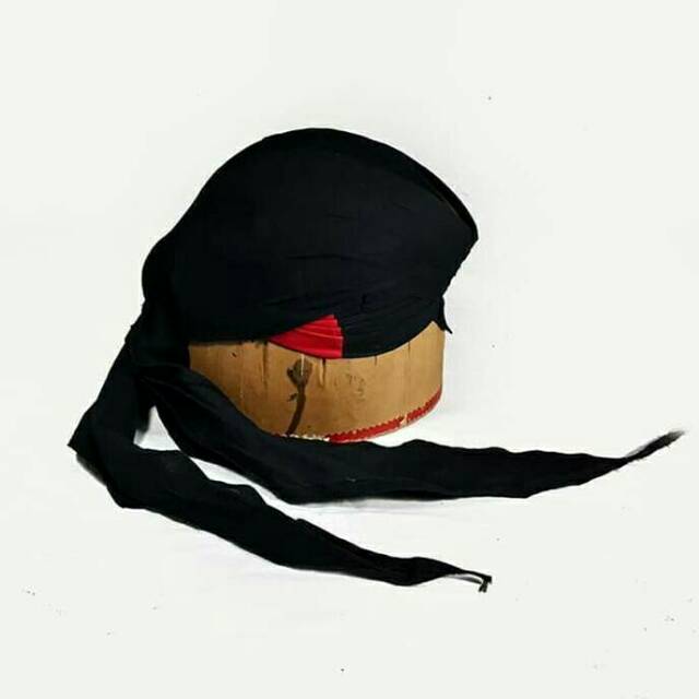 Blangkon jogja lipat hitam sumbing merah