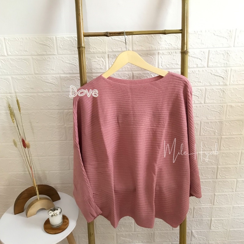 Kalila Batwing Sweater Rajut Premium-Dove