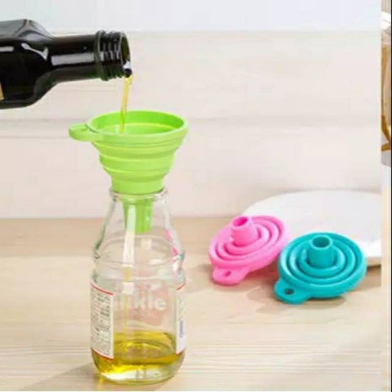 Corong Lipat Karet Silikon Minyak Bulat Collapsible Mini Funnel