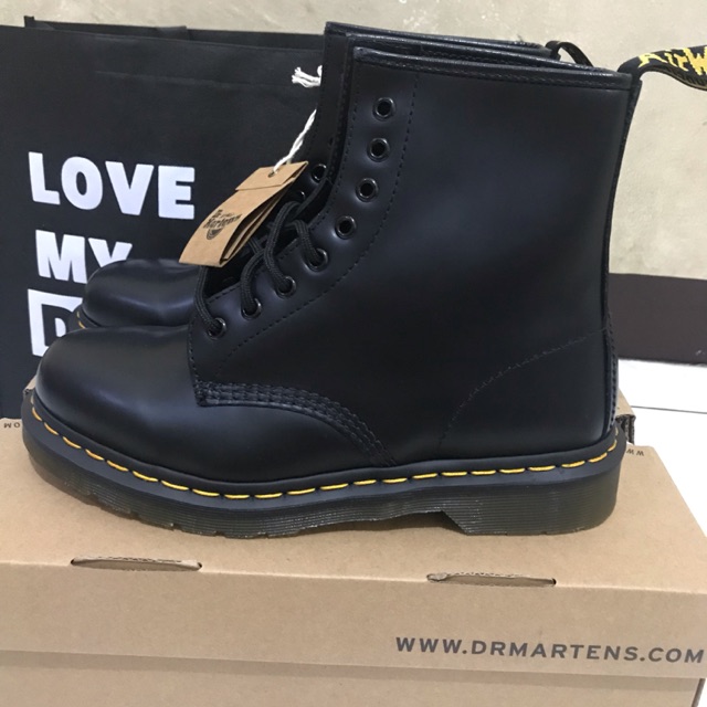 dr martens 1460 harga