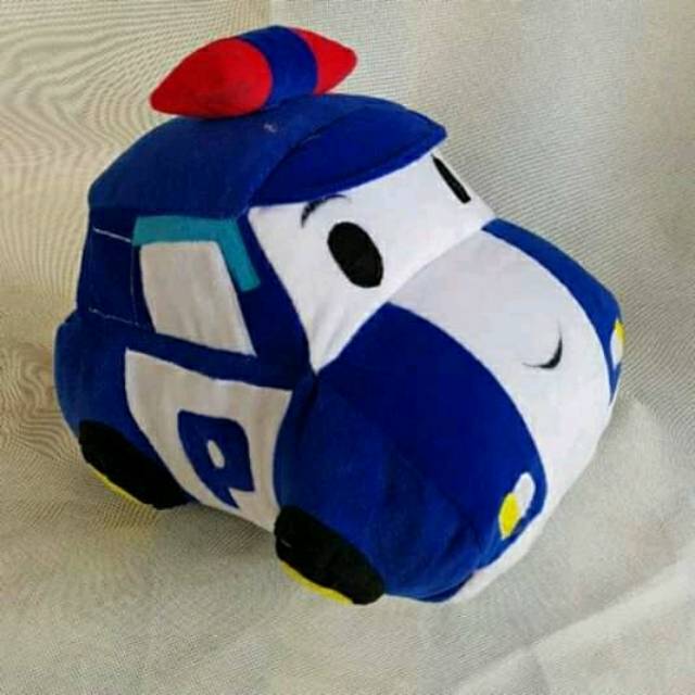 Boneka mobil poli