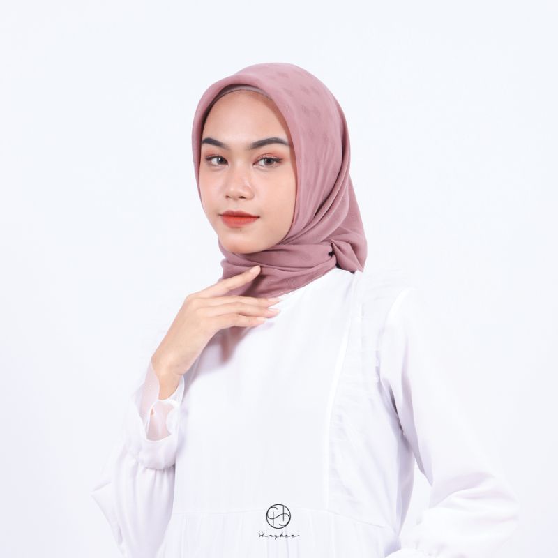 Hijab Athalla Segiempat | Bahan Potton Berry | Hijab Daily Segiempat By Shaybee.id-0