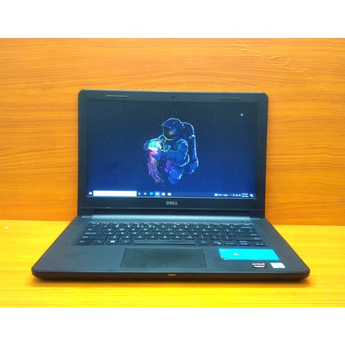 Laptop Dell Inspiron 14 Core i3-6006U Vga Amd Radeon Ram 8Gb/Ssd 256