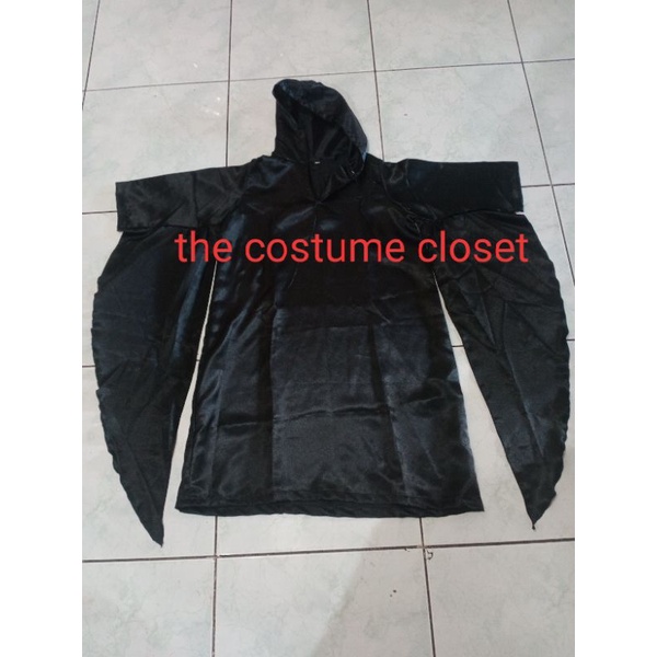 black ghotic costume