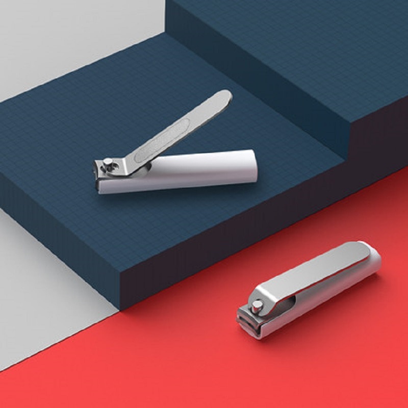 Xiaomi spatter proof nail clipper is single mounted with large, medium and small oblique toe nail clippers for adults