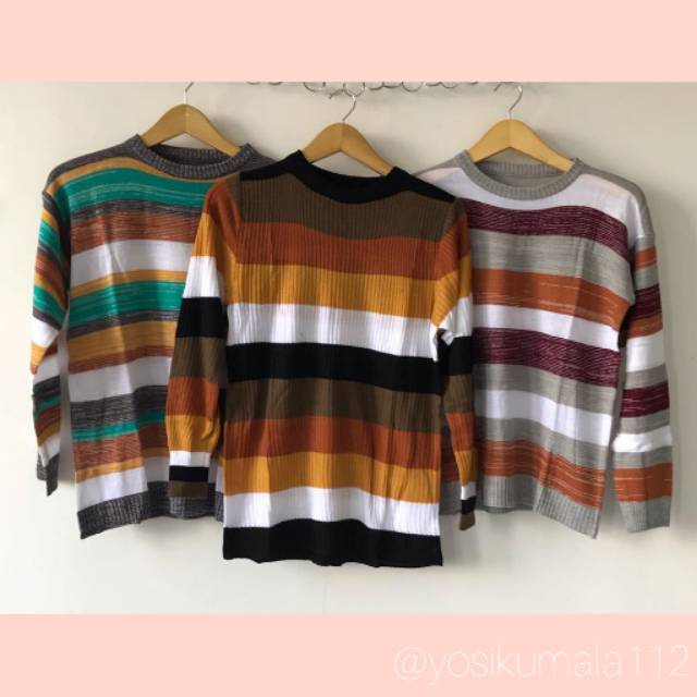 Ootd Baju swetter rajut warna rainbow
