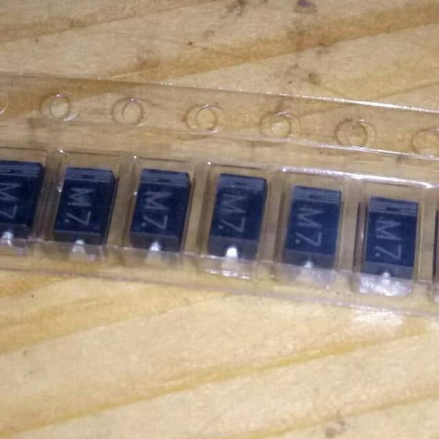 DIODA M7/per 10pcs