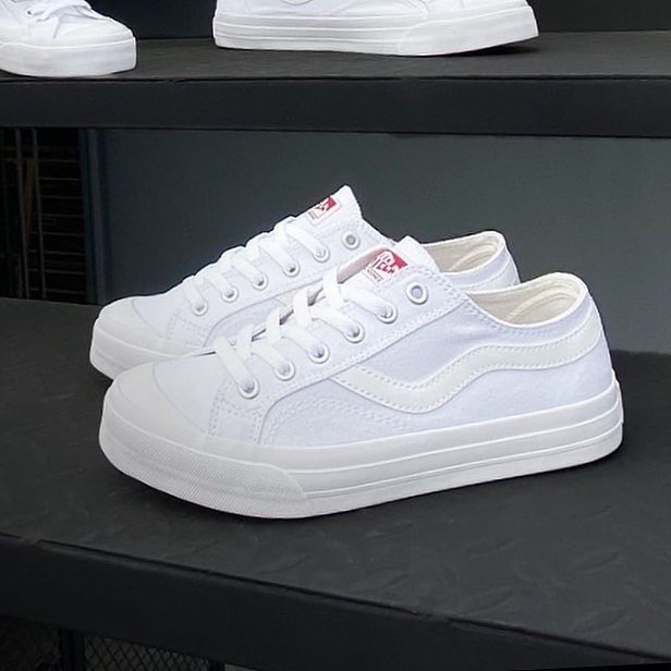 VENTELA PUBLIC LOW WHITE