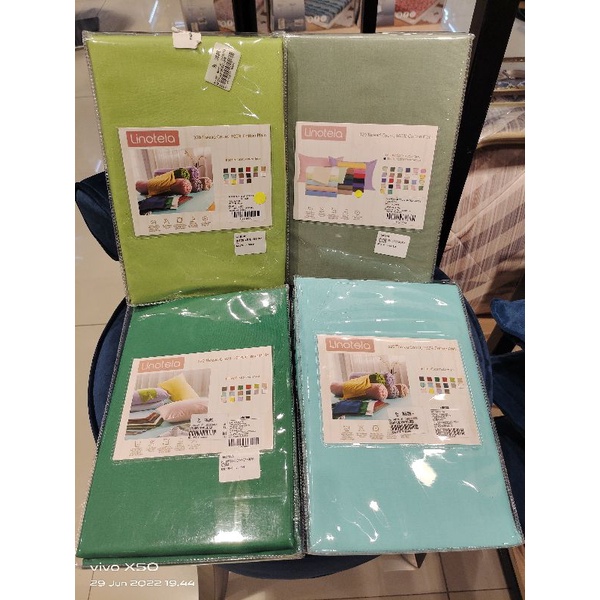 Informa Diskon 60% sarung bantal / sarung guling linotela