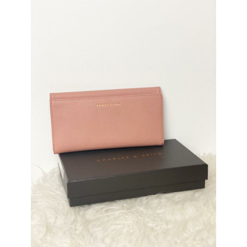dompet charles and keith preloved ori