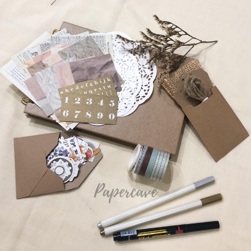 

DIY SCRAPBOOK KIT 101