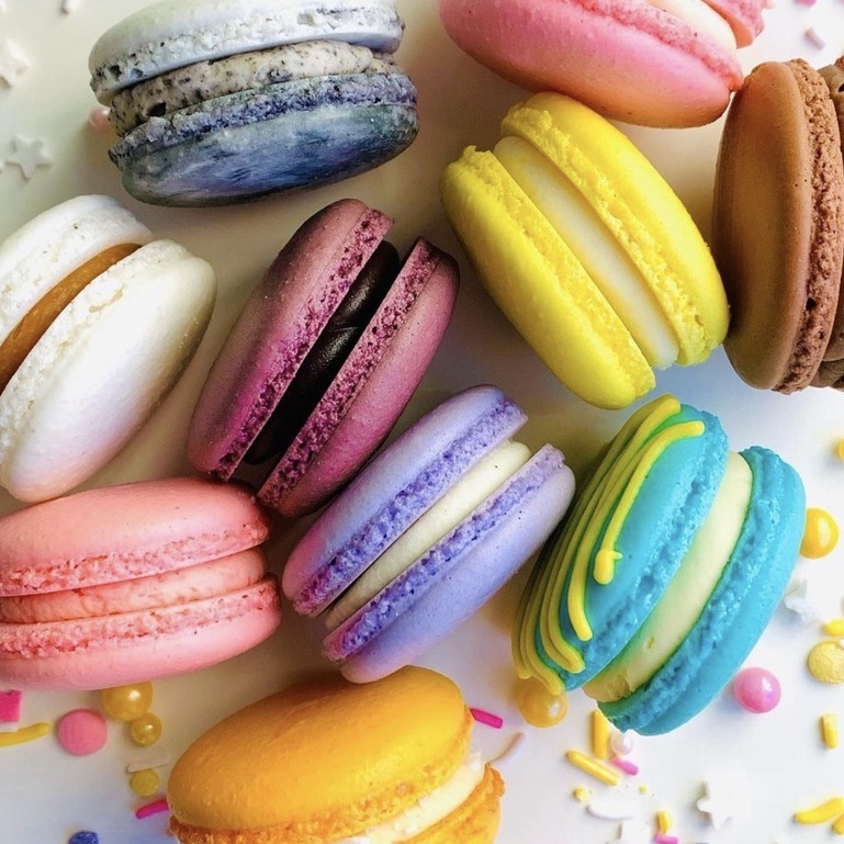 

KUE MACARON PREMIUM 2CM ISI 5 BIJI TERVIRAL