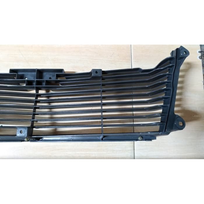 TERBARU MAZDA GENUINE PARTS GRILLE DPN MAZDA 616 1975