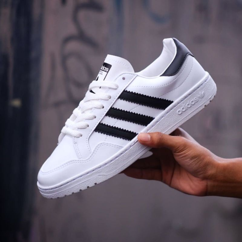 Adidas Team Court &quot;White Black&quot; ORIGINAL BNIB