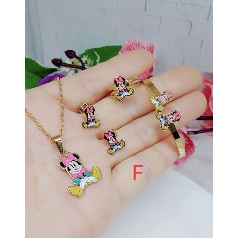 Titanium set anak C-F