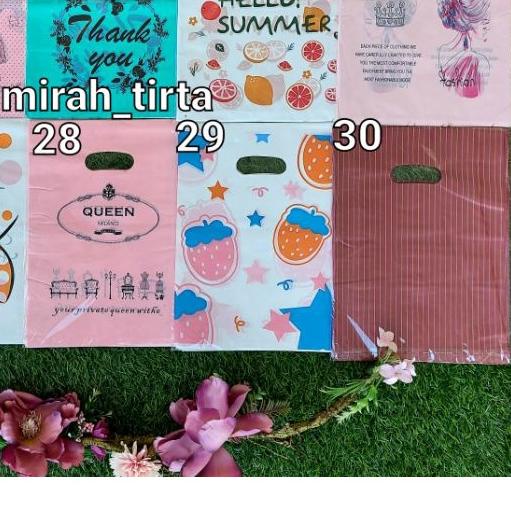 

☋ ♥️♥️25x35cm Kantong kresek plong motif olshop . kantong plastik plong motif 25x35 Kresek pond motif ❃