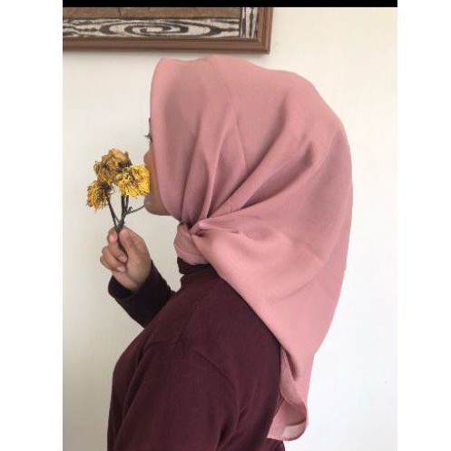 HIJAB SEGI EMPAT Madina