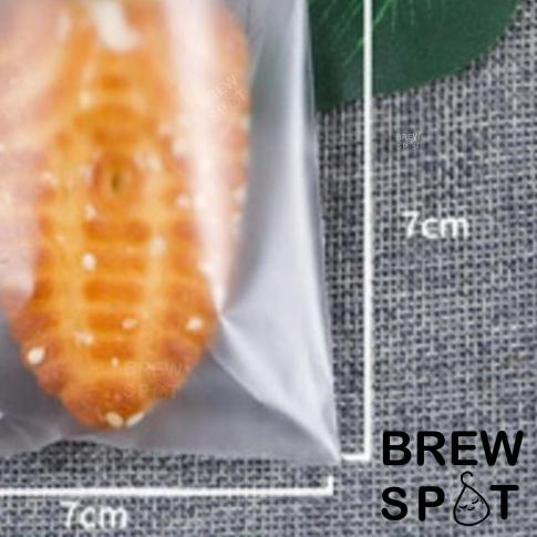 

Plastik Transparant Doff dengan Perekat - Plastic for Cookies 7x7 cm