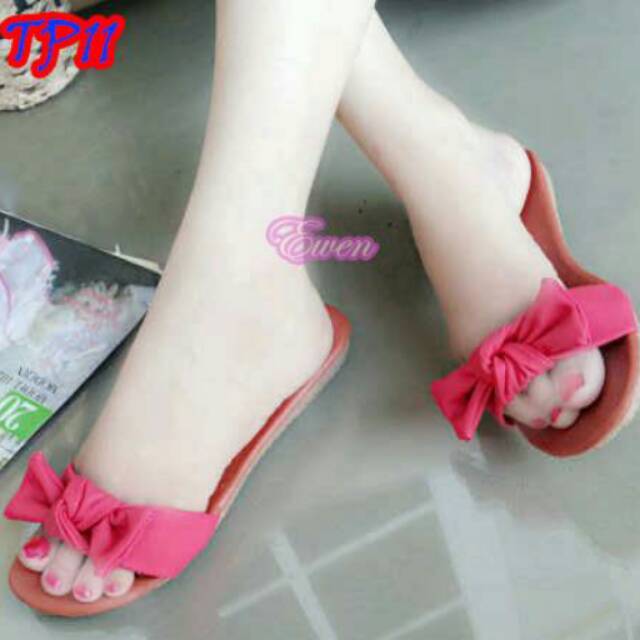 Sandal pita pink fanta