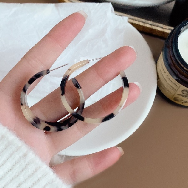 Anting Stud Geometris Motif Leopard Gaya Korea Untuk Wanita