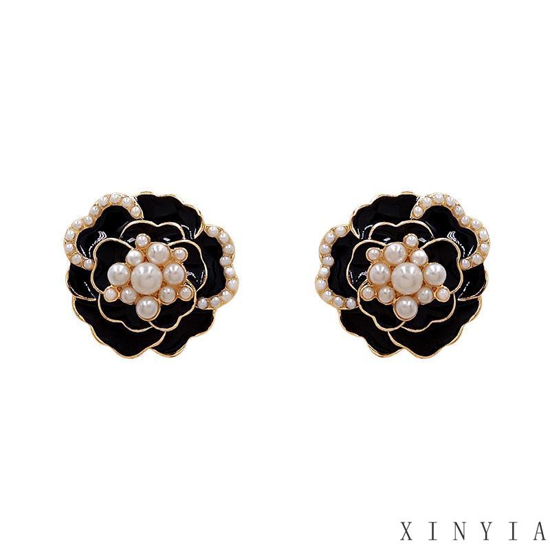 【Bayar di tempat】NEW Anting Stud 925 Silver Asimetris Bentuk Bunga Camellia Aksen Mutiara Dan Berlian Gaya Retro