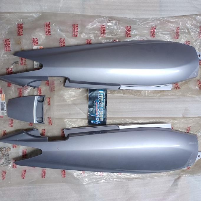 Cover body belakang samping nouvo lele silver set original yamaha