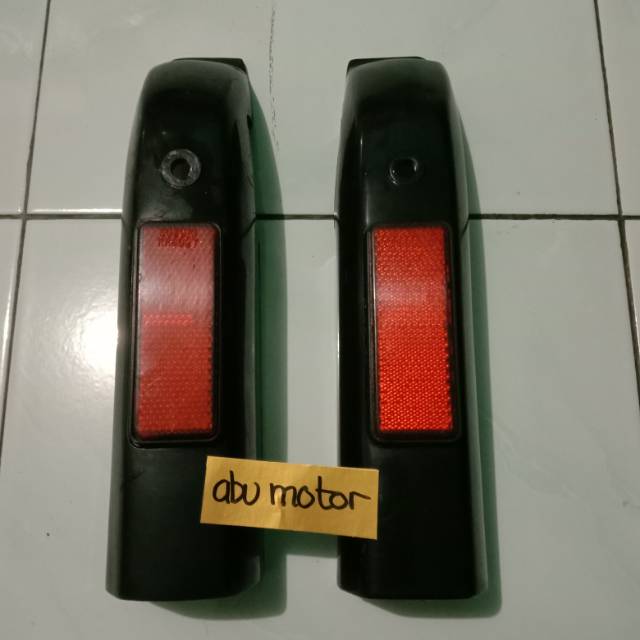 Cover tutup slebor spakbor depan cover tutup  shock fork depan motor Suzuki RC 80 RC BRAVO RC 100
