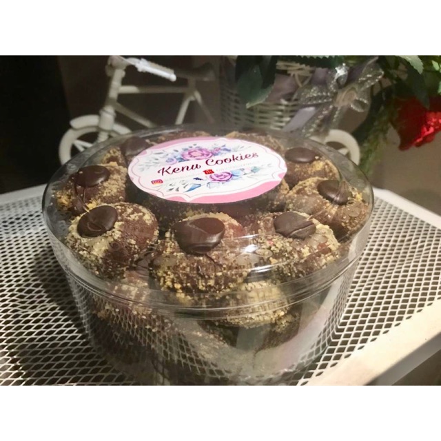 

Thumbprint Almond coklat | Kenu Cookies | kue kering | coklat | 1/2 kg