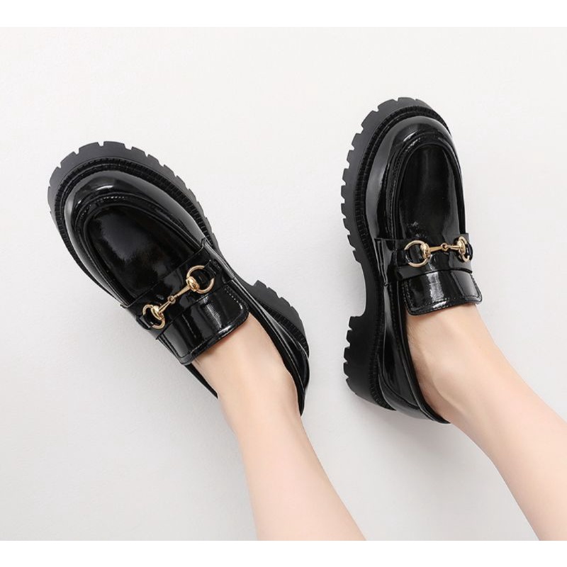 Sepatu Docmart Wanita Kasual Hitam Glosy Sekolah / Ootd Terbaru Fashion Premium Import 8045 Flat Loafers Yeonie Shoes Korean Style Kekinian Bisa Cod