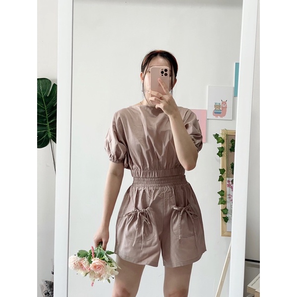 Micko Short Set / 1 Set Atasan Crop + Celana Kantong Modis
