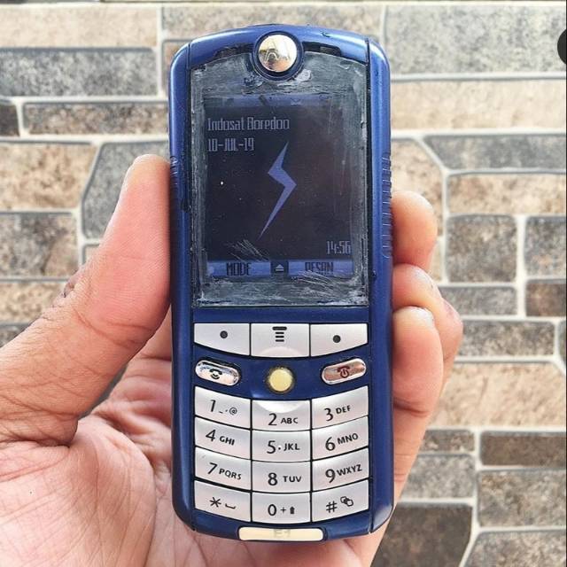 (TERJUAL) MOTOROLA E1 NORMAL HP JADUL SECOND ORIGINAL KLASIK KAMERA MUSIK HANDPHONE NOSTALGIA
