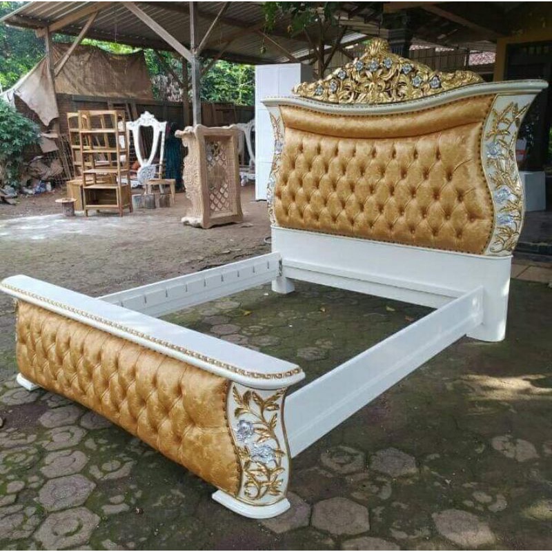 tempat tidur mewah DIVAN jati Jepara