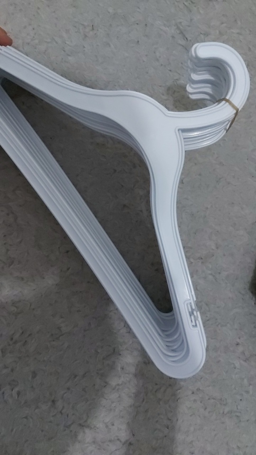 Gantungan Baju / Hanger Remaja 14 In (12 Pcs)