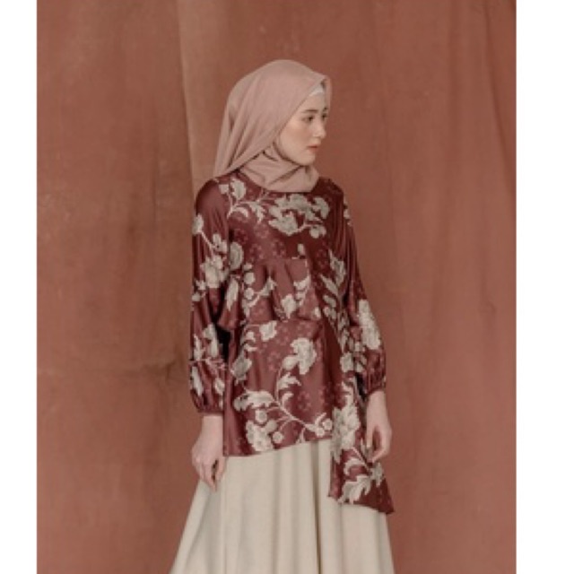 Cendana Tunik Wearing Klamby