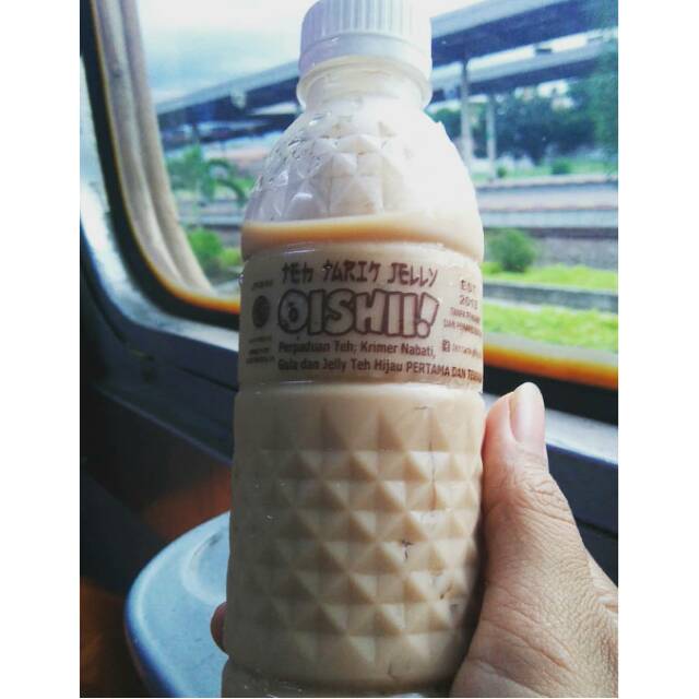 

Teh tarik oishii kemasan botol (premium)