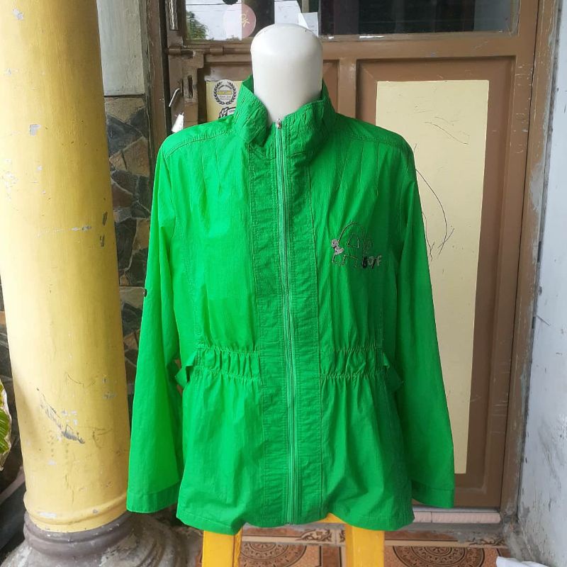 SALE JAKET VINTAGE / jaket parasut / thrift jaket second-Tipis ijo 110x63