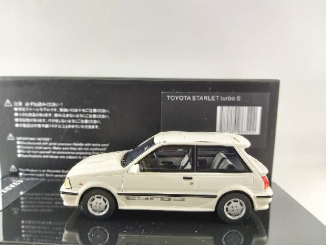 tomica toyota starlet