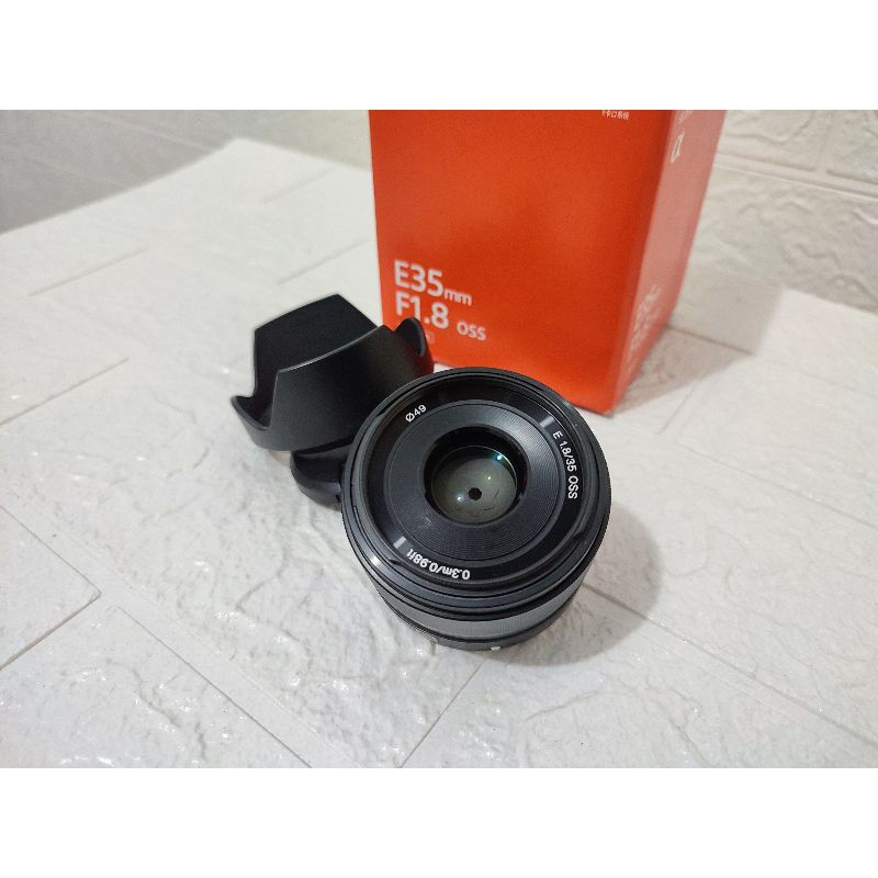 lensa sony 35mm oss