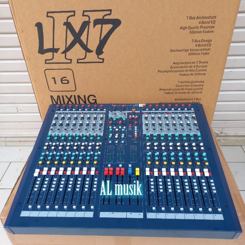 MIXER SOUNDCRAFT LX7 II 16 CHANNEL MIXER 16 CHANNEL LX7ii/16 LX7ii 16